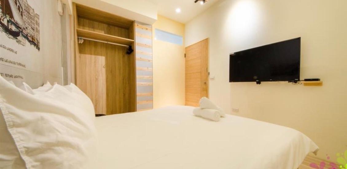 小黑琵416輕旅 Little Happy Hostel Tainan Zewnętrze zdjęcie